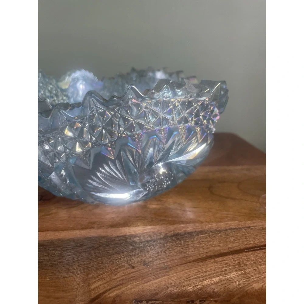 LE Smith Glass Comet in the Stars Light Blue Carnival Glass 7.5